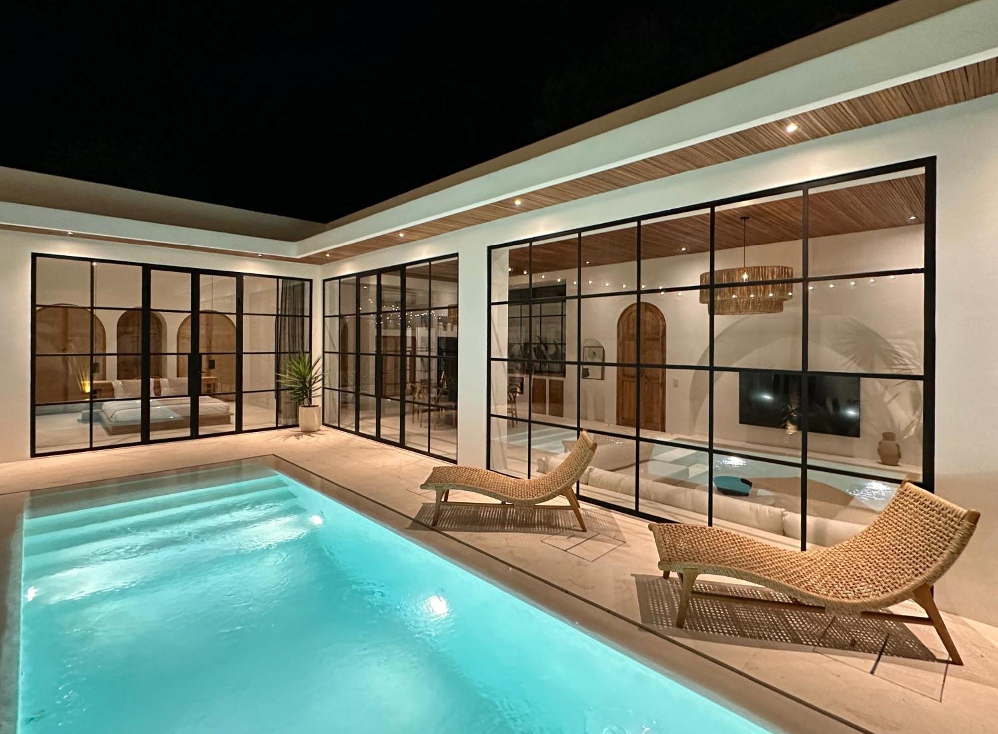 Melrose X The Young Villas Uluwatu Exteriér fotografie